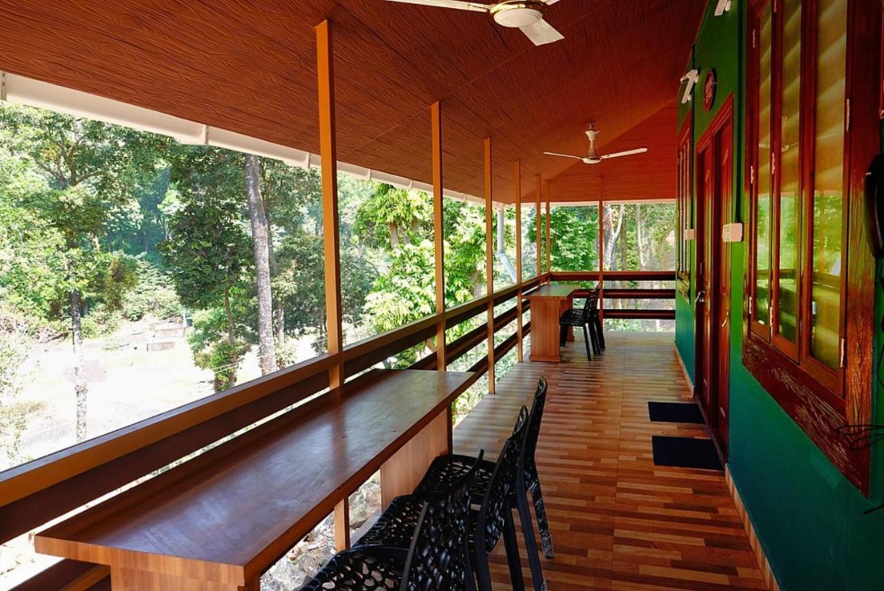 Nelliyampathy Hill Valley Farm House מראה חיצוני תמונה